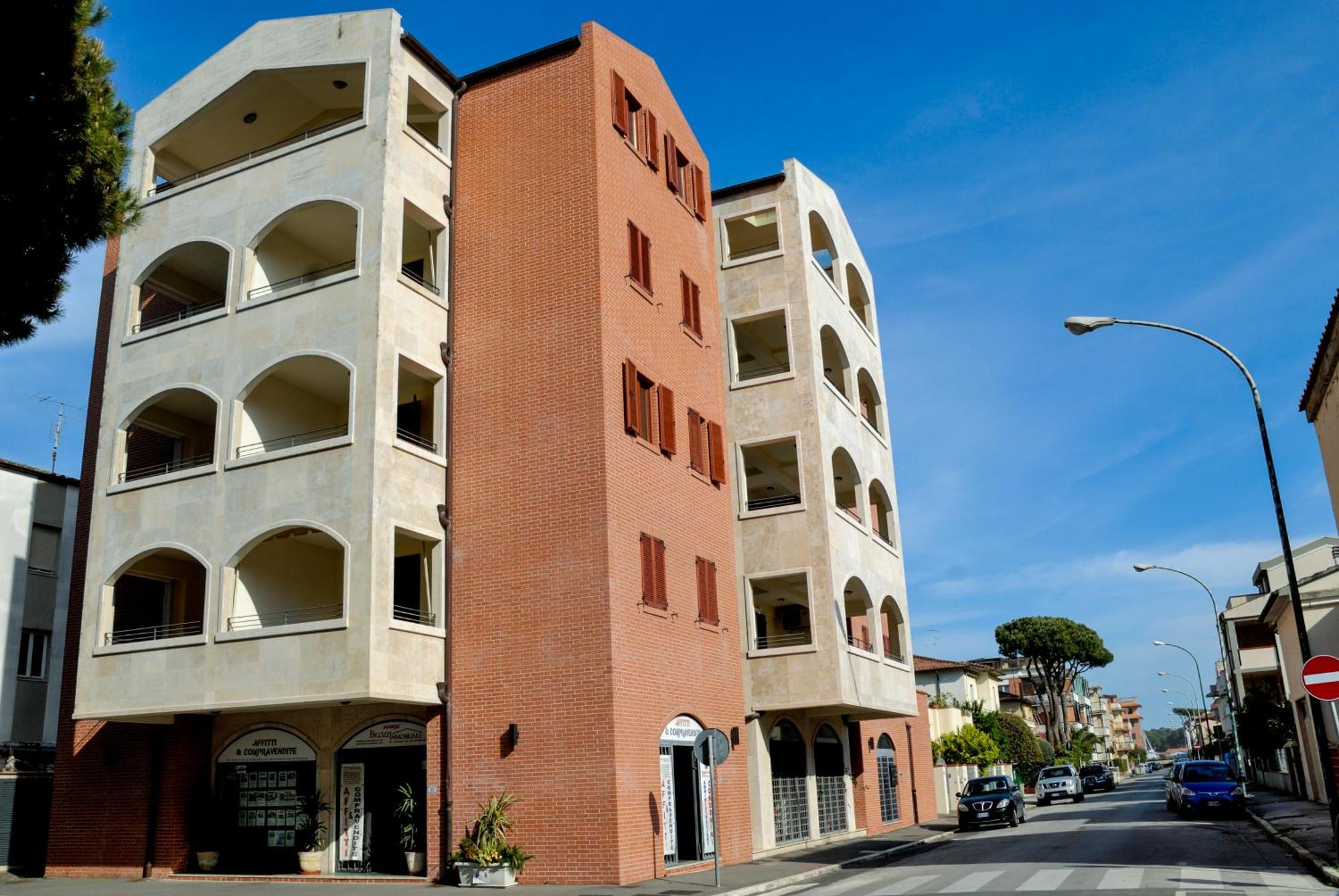 I Portici Appartamenti Marina di Grosseto Eksteriør bilde